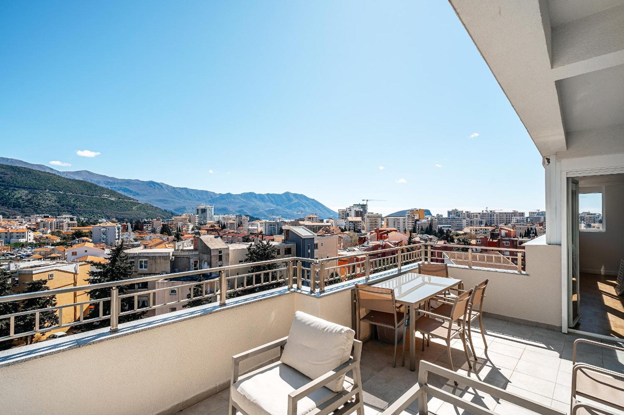 Ljuba Lux Apartament